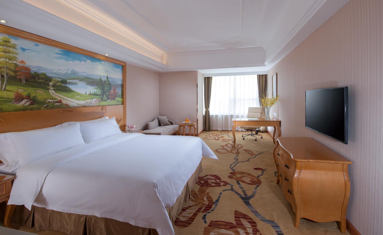 Vienna Hotel - Shenzhen Dongmen Hubei Metro Station Dış mekan fotoğraf